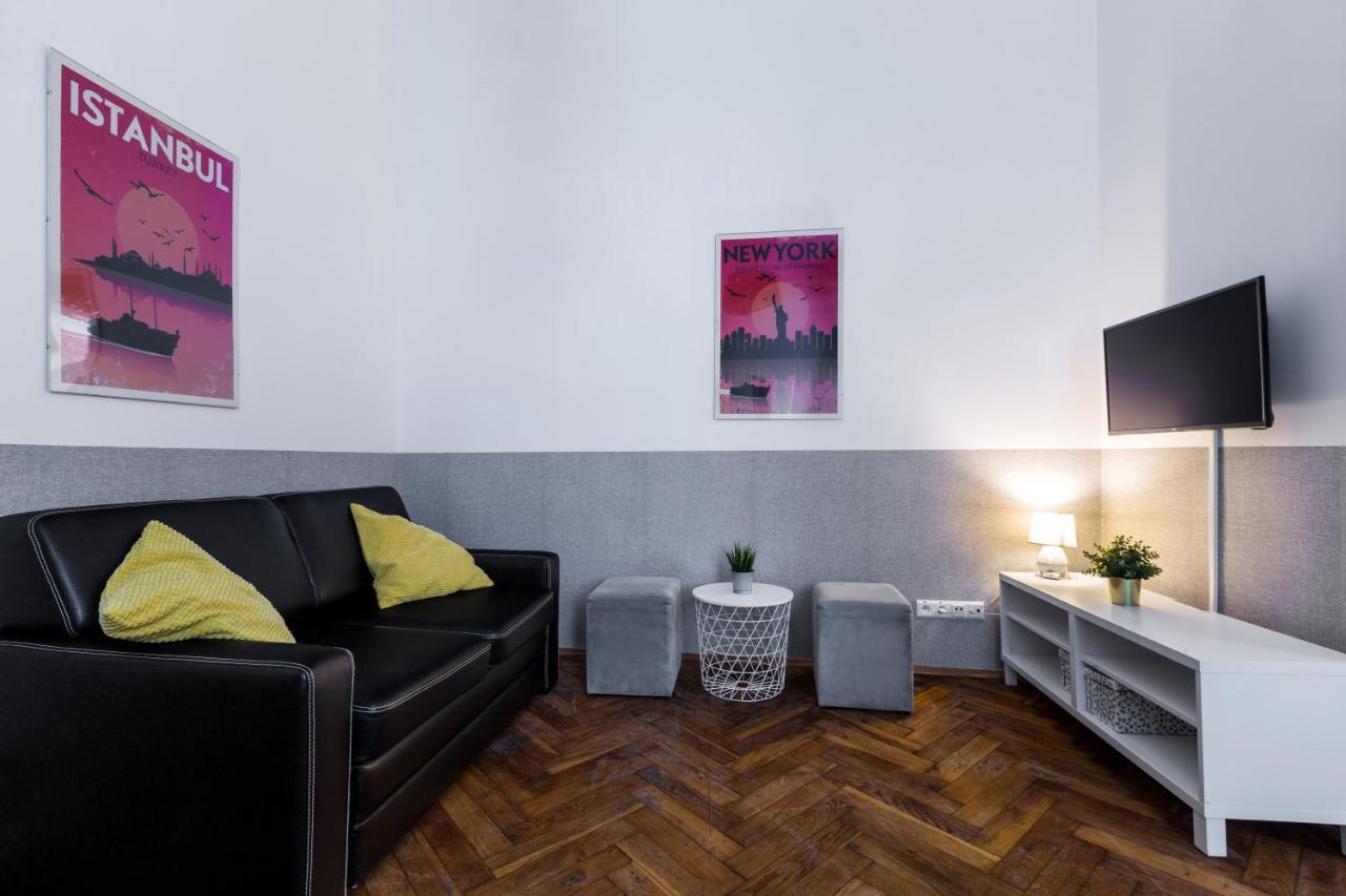 Wawel Cracow Old City Apartments - Friendhouse Apartments クラクフ エクステリア 写真